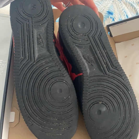 AF1 - Picture 4 of 4